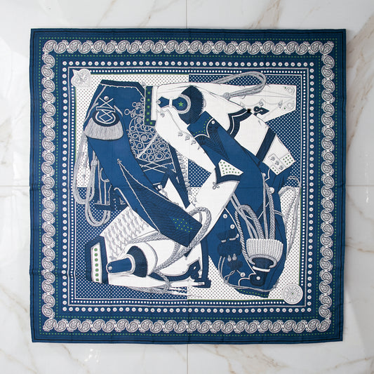 カレジュアン ズアヴとドラゴン　バンダナ（ Zouaves et Dragons Bandana）　カレジュアン　カシミヤシルク１４０
