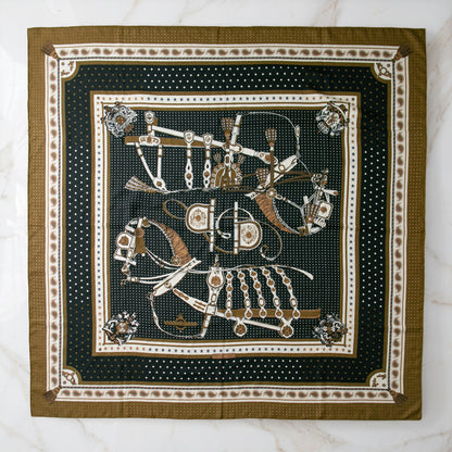 カレジュアン　カシシル 宮廷の馬具　バンダナ Harnais de Cour Bandana（アルネ・ドゥ・クール・バンダナ）　カシミヤシルク１４０