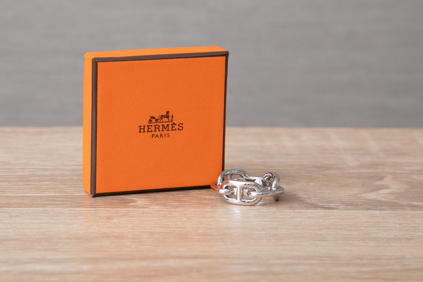Hermès エルメス　スカーフリング シェーヌダンクル